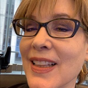 Meet your Posher, Paula